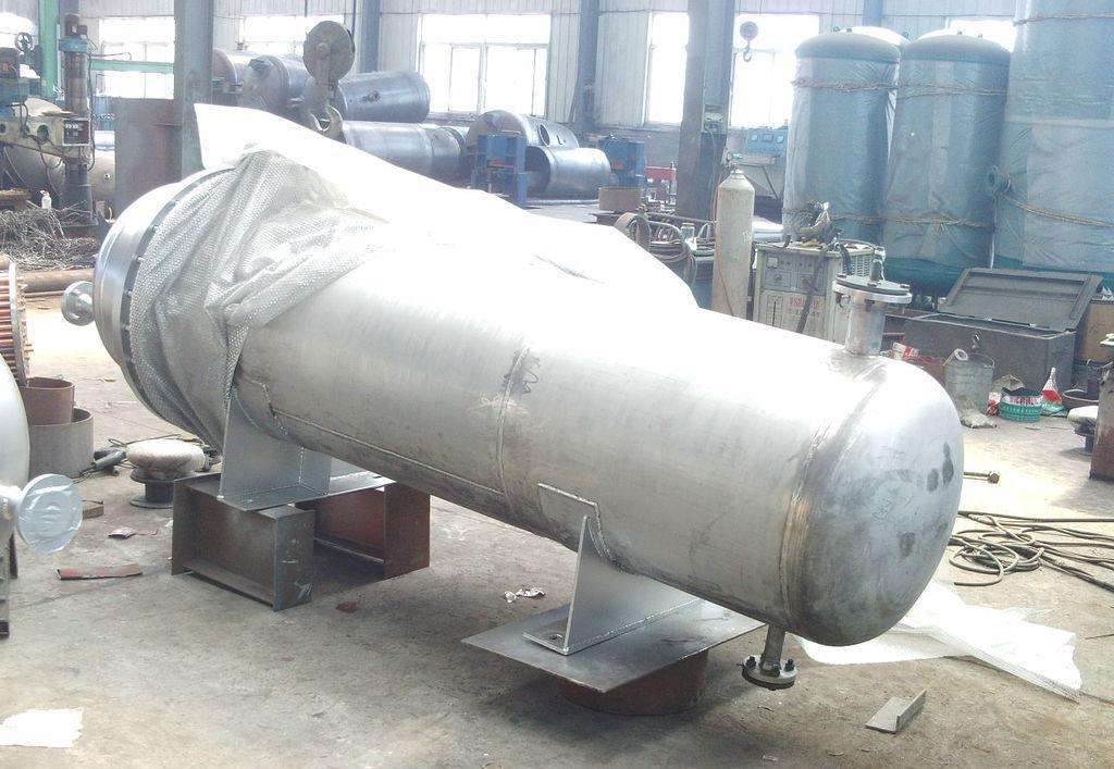 列管式冷凝換熱器產(chǎn)生鐵垢的原因是什么? 列管式冷凝換熱器產(chǎn)生鐵垢的原因是什么?